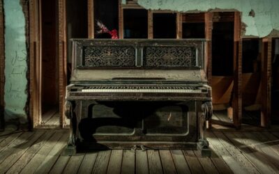 Light painting 101: Three steps to illuminating an eerie abandoned piano